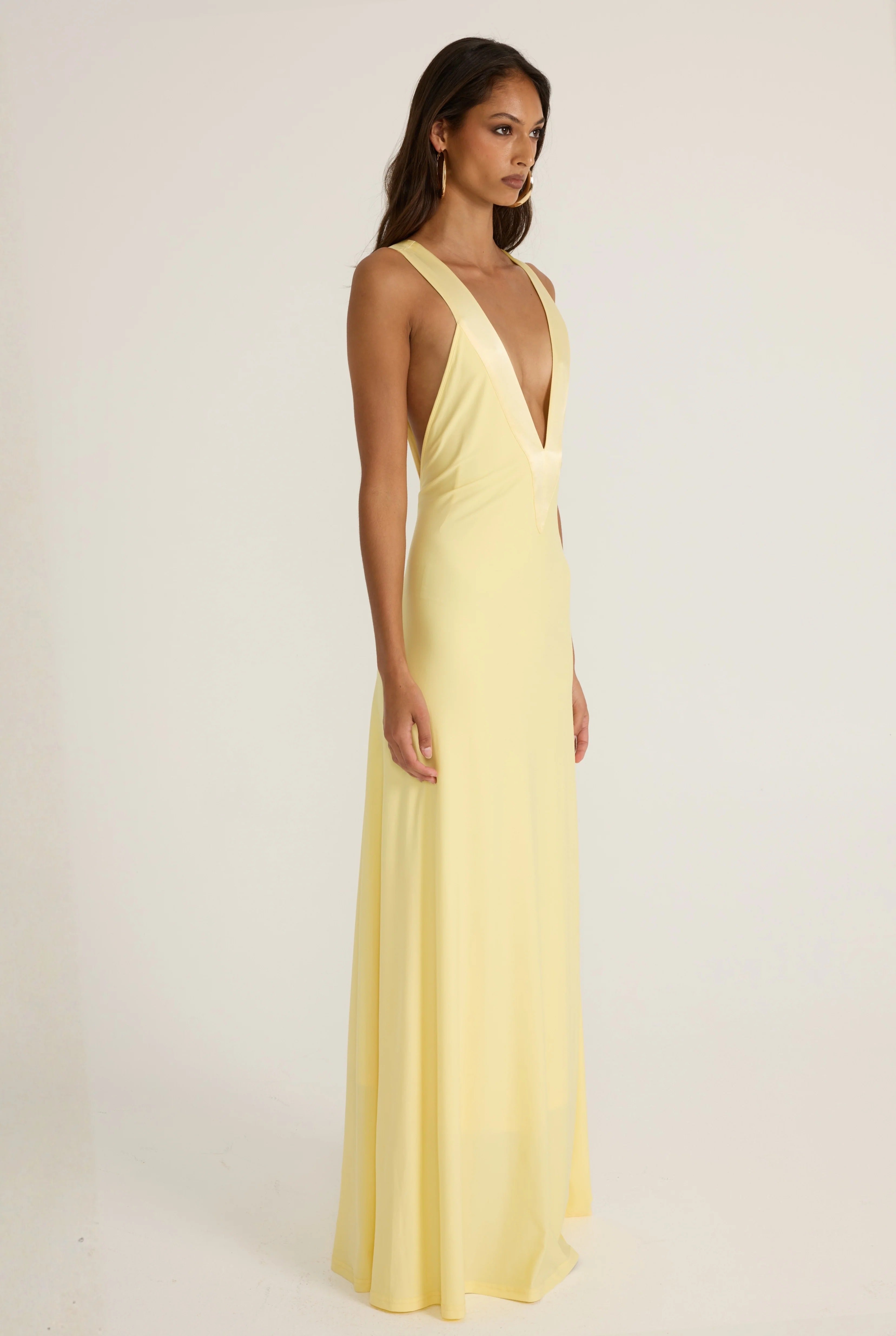 Luce Deep V Maxi