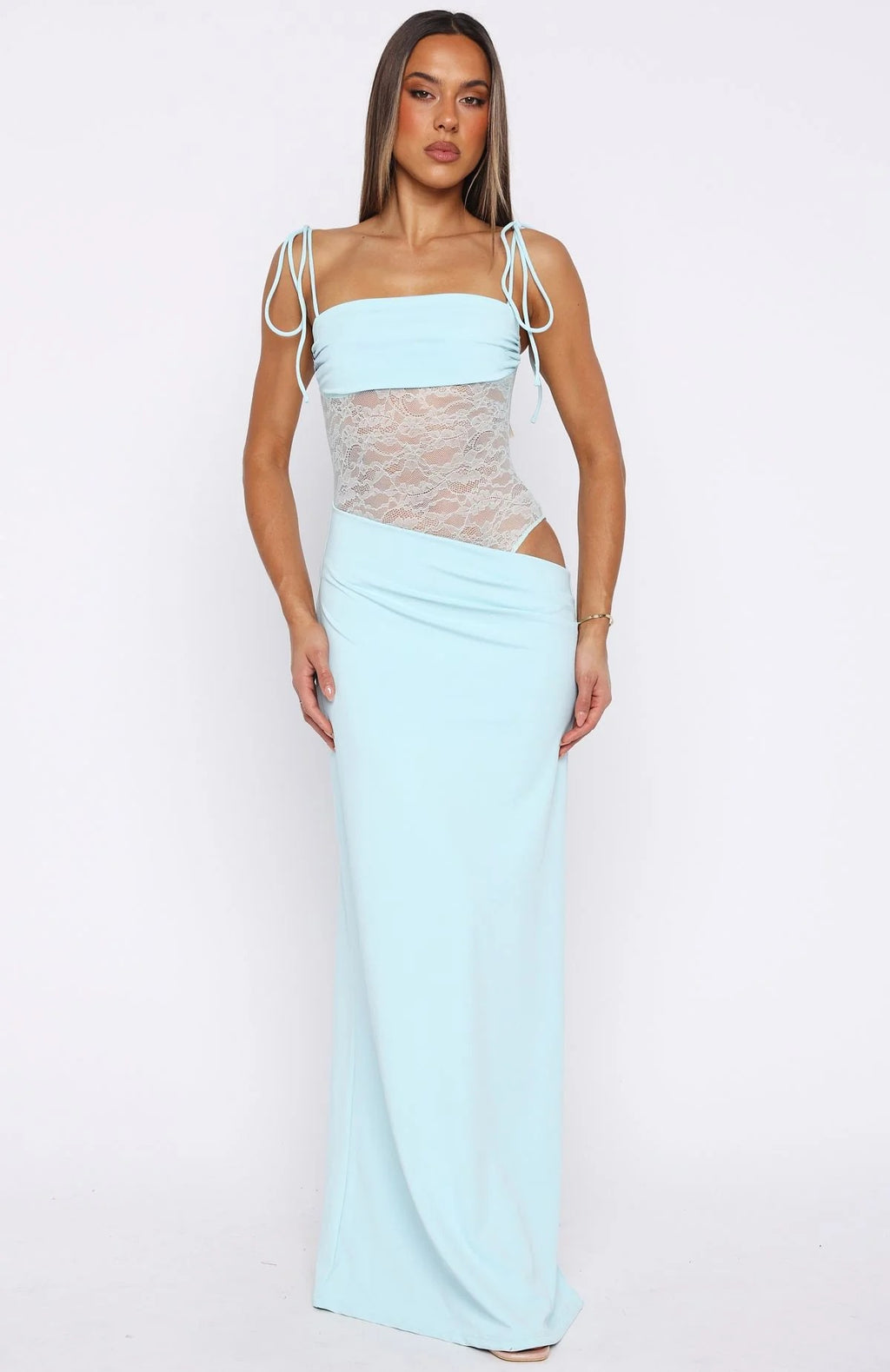 Serelune Lace Gown