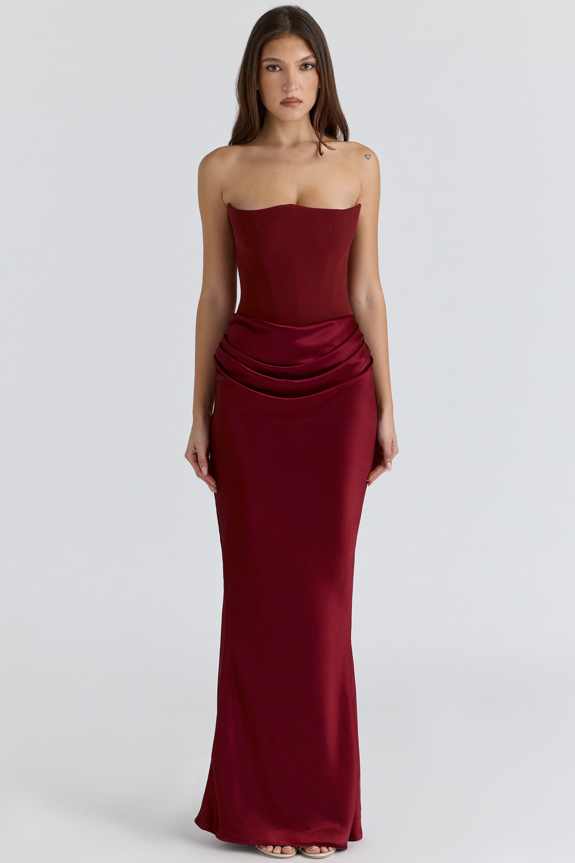 Valerisse Rouge Gown