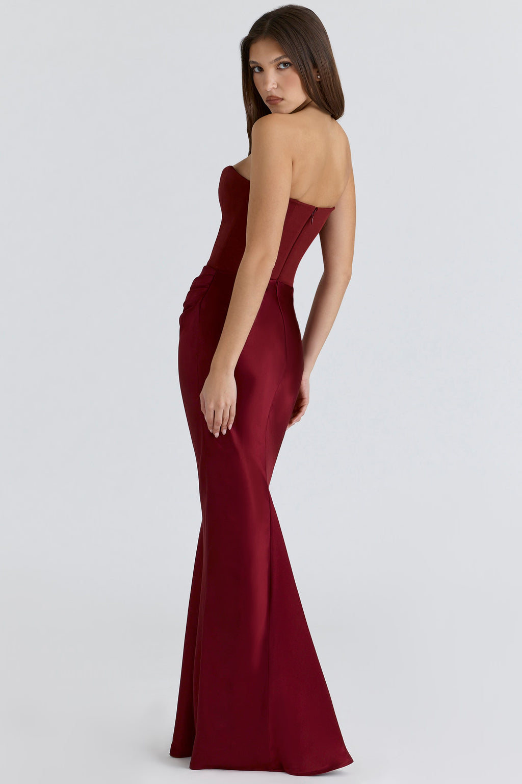 Valerisse Rouge Gown